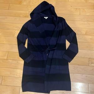 Laura Long Hooded Sweater 🎉